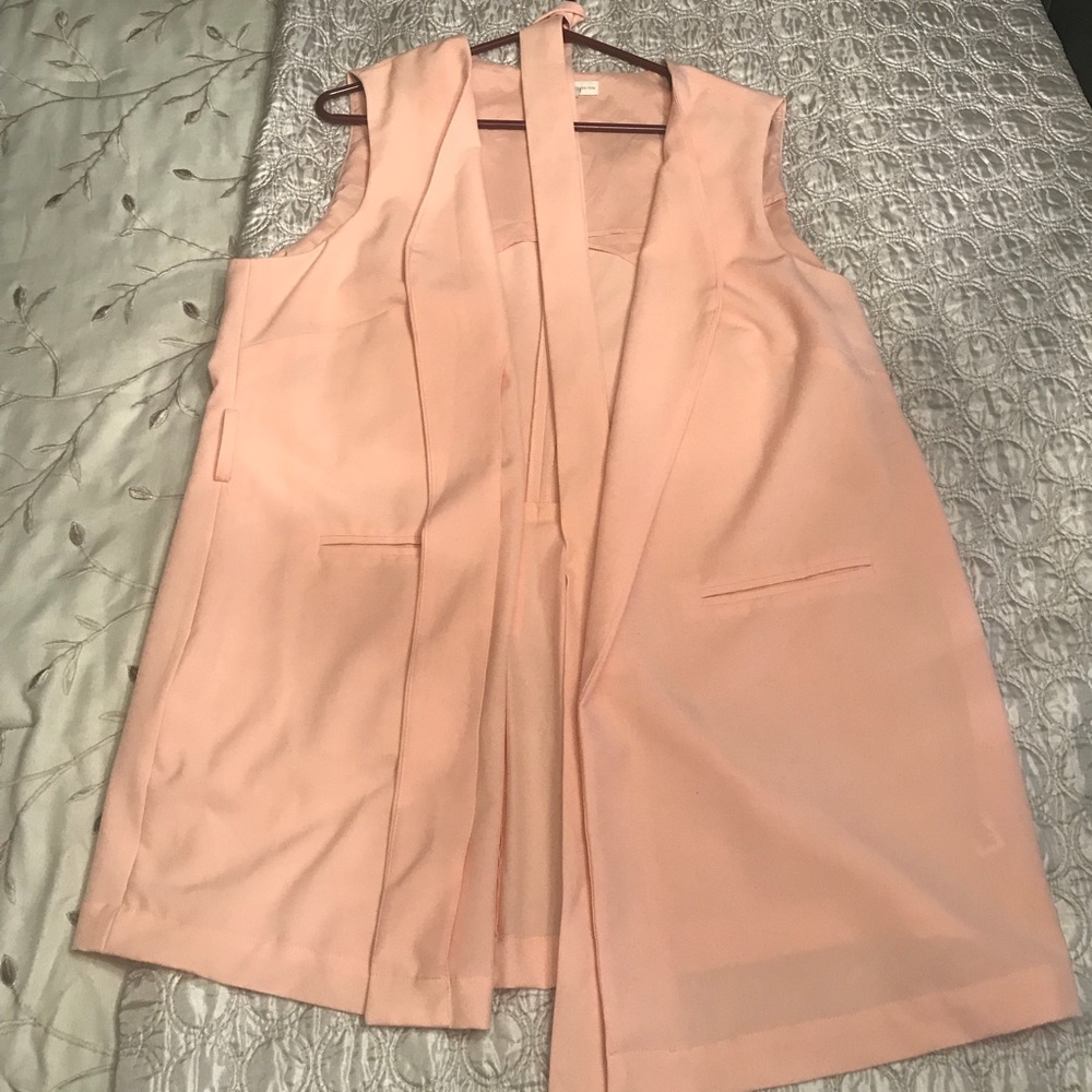 Cato Sleeveless Blazer